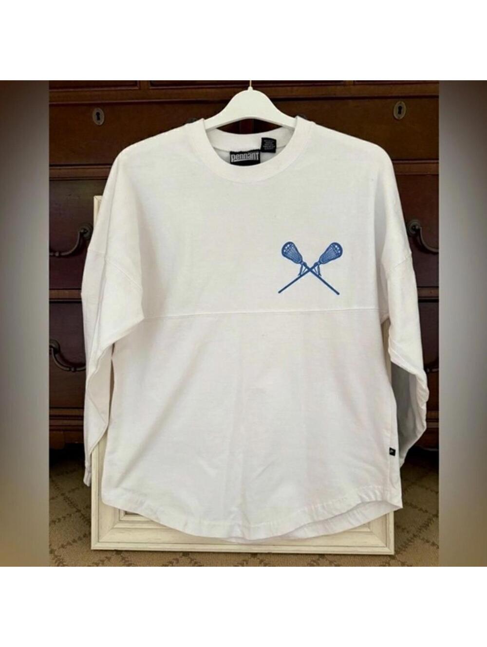 Vintage Pennant White USA flag design lacrosse sticks long sleeve T-shirt NWOT S